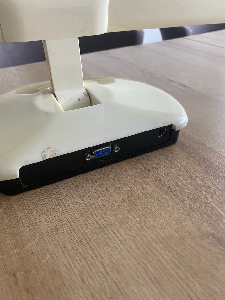 Bej AOC Monitör - Görsel 5