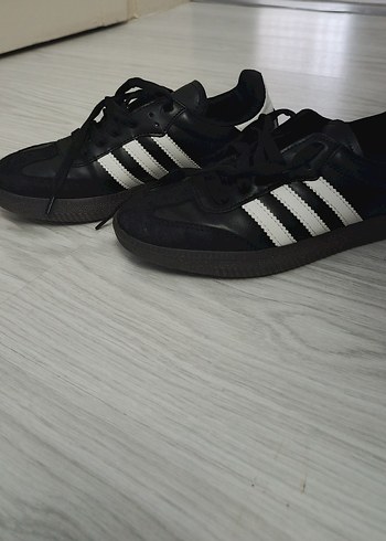 Siyah Beyaz Kadın Spor Ayakkabı - Görsel 4