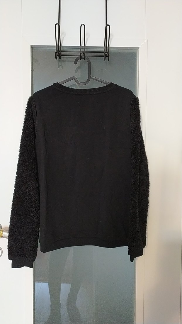 Siyah Uzun Kollu Tüylü Sweatshirt - Görsel 4