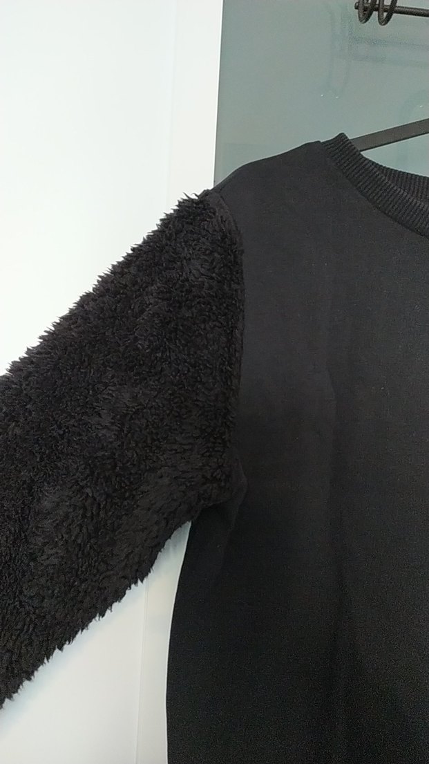 Siyah Uzun Kollu Tüylü Sweatshirt - Görsel 2