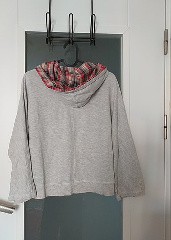 Gri Kapüşonlu Fermuarlı Kadın Sweatshirt - Görsel 5