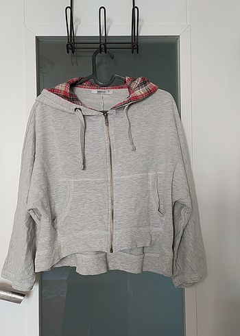 Gri Kapüşonlu Fermuarlı Kadın Sweatshirt