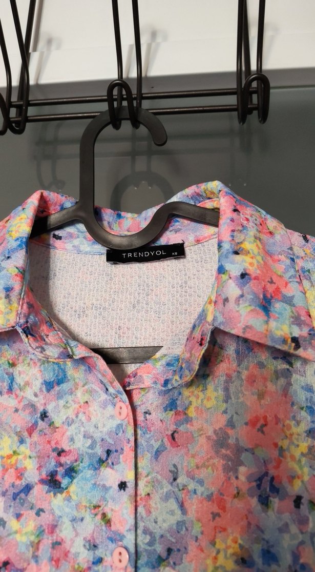 Pastel Renkli Düğmeli Midi Elbise - Görsel 3