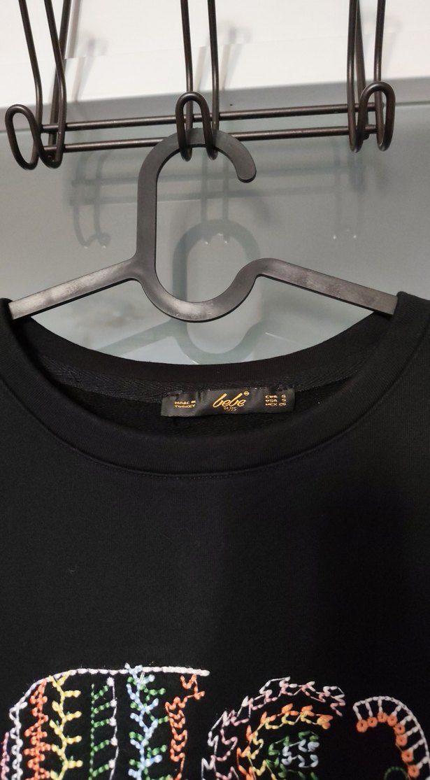 Nakışlı Fil Desenli Kadın Siyah Sweatshirt - Görsel 4