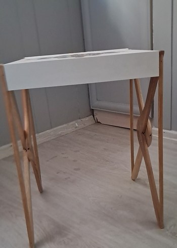 Beyaz Üst Yüzeyli Ahşap Katlanabilir Sehpa - Görsel 2