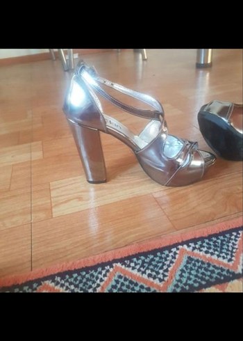 gümüş rengi Metal Platform Topuklu Kadın Ayakkabı