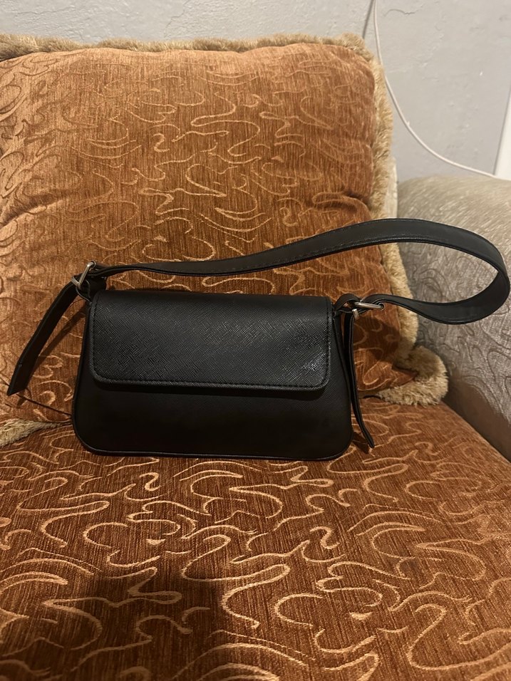 Siyah  Deri Kemerli Günlük Kadın Çantası - Görsel 5