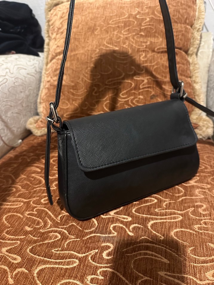 Siyah  Deri Kemerli Günlük Kadın Çantası - Görsel 4