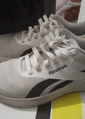 Reebok Beyaz Spor Ayakkabi