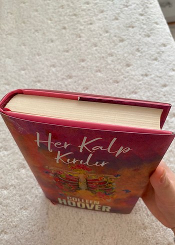 Beden Renk Her Kalp Kırılır - Colleen Hoover