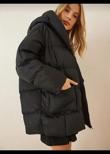 Trendyol & Milla Siyah Şişme Kadın Mont