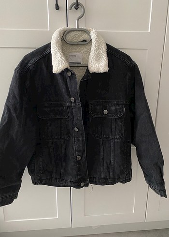Siyah Kadın Denim Ceket, Kürklü Yaka