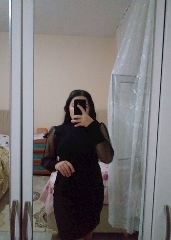Siyah Transparan Kollu Mini Elbise