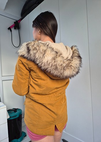 Sarı Kadın Sıcak Peluş Detaylı Kaban - Görsel 2