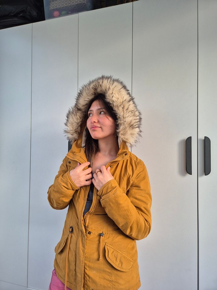 Sarı Kadın Sıcak Peluş Detaylı Kaban - Görsel 5