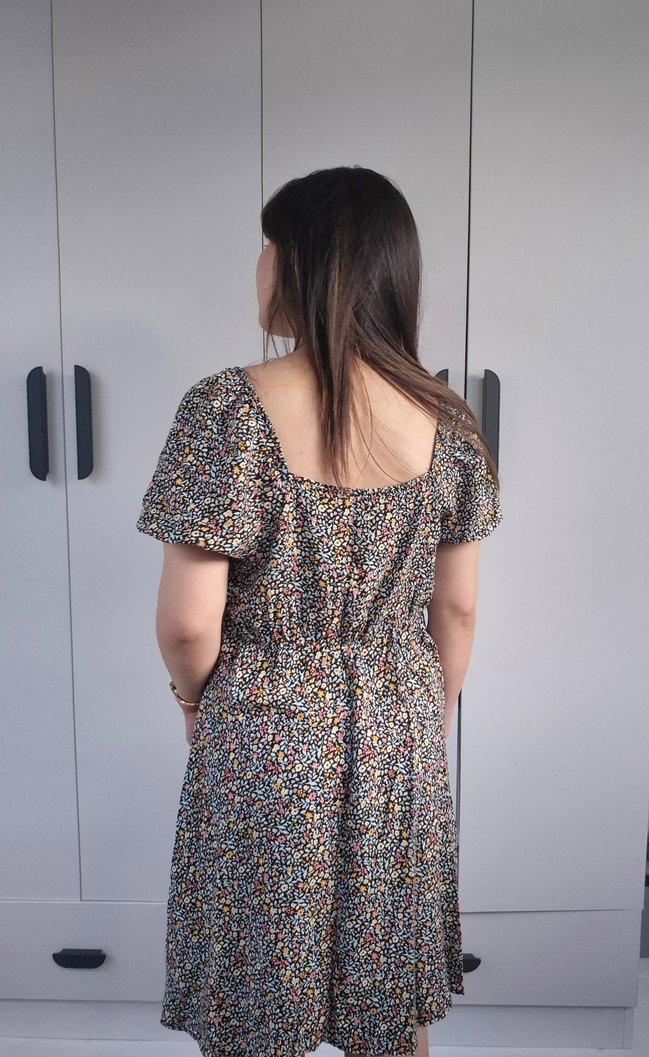 Kahverengi Bağlama Desenli Hamile Midi Elbise - Görsel 3