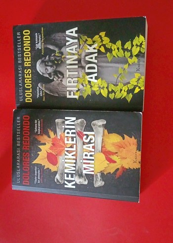 Dolores Redondo 2 Kitap Seti: Fırtınaya Adak & Kemiklerin Mirası