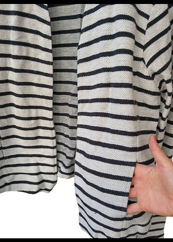 KADIN ÇİZGİLİ PAMUK KUMAŞ HIRKA - Görsel 3