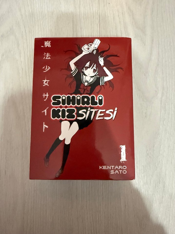 Sihirli kız sitesi manga 1-3 - Görsel 2