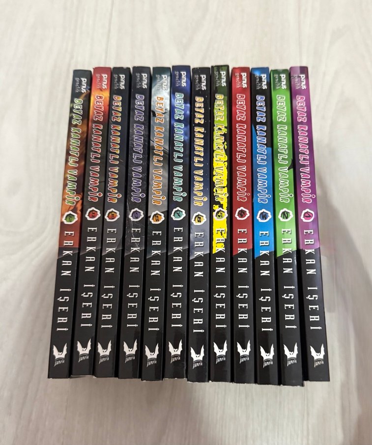 Beyaz Kanatlı Vampir tüm kitaplar 1-12 tam set - Görsel 2