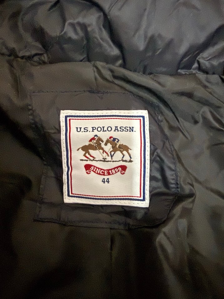 US Polo siyah Kapüşonlu mont - Görsel 4