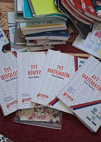 TYT ve AYT Matematik, Kimya, Biyoloji Soru Bankası