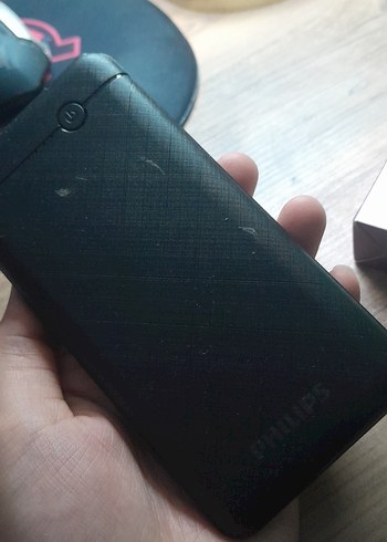 Philips 10000mAh Ultra Kompakt Mor Power Bank - Görsel 3