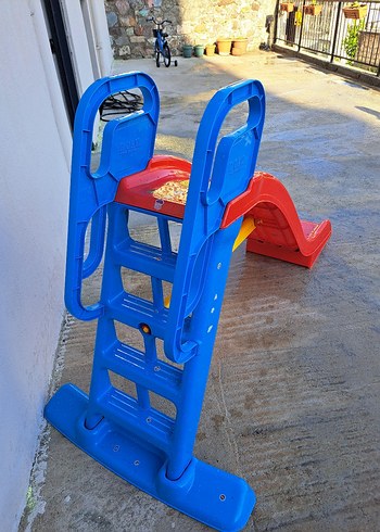 Fisher Price Renkli Çocuk Kaydırağı