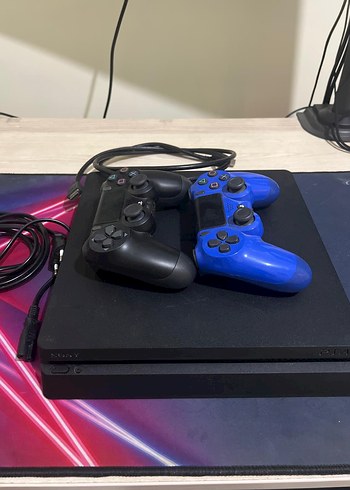 Sony PlayStation 4 Konsol ve 2 Kontrol Cihazı