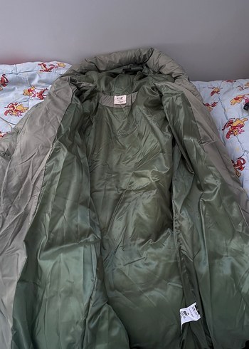 Yeşil Uzun Kadın Kışlık Mont - Görsel 4