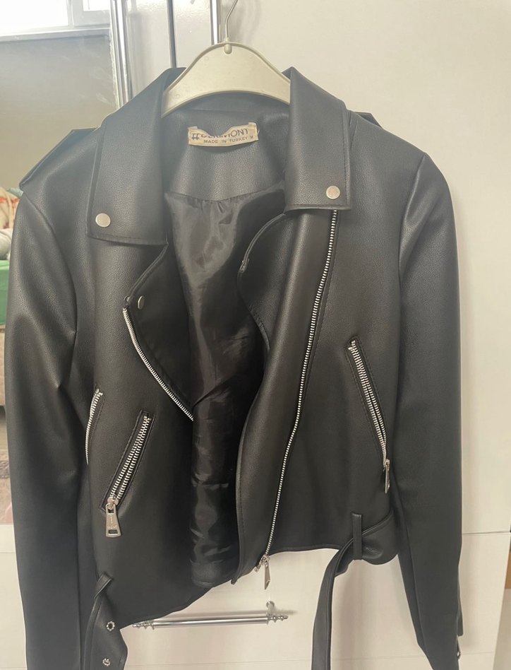 Siyah deri ceket - Görsel 3