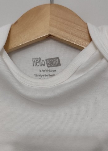 HelloBaby Kısa Kollu Beyaz Bebek Body