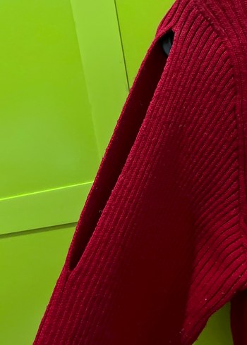 Kadın Kırmızı Boğazlı Triko Kazak - Görsel 2