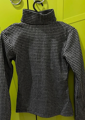 Gri Desenli Balıkçı Yaka Kadın Bluz - Görsel 3