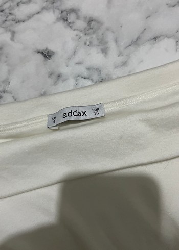 Addax Beyaz Kayık Yaka Kolsuz Crop