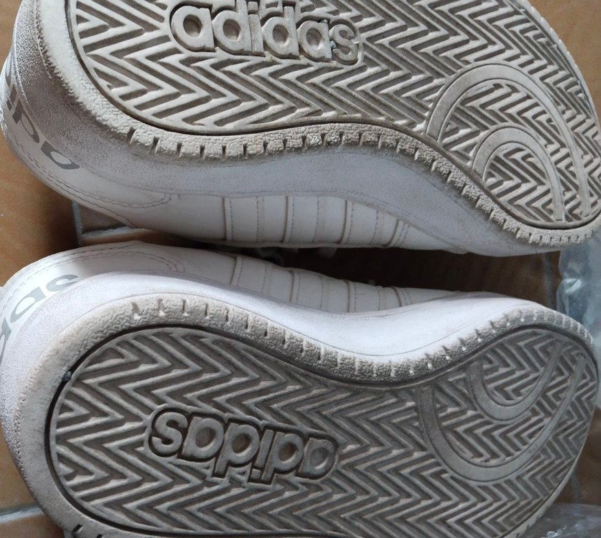 Beyaz Adidas Spor ayakkabı - Görsel 2