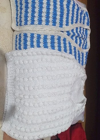Erkek Bebek Örgü Kolsuz Beyaz süveter