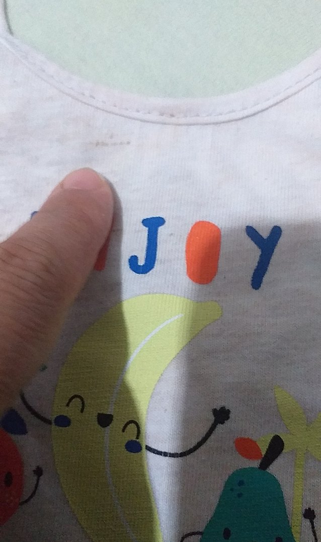 Beyaz Baskılı Bebek Önlüğü - Görsel 3