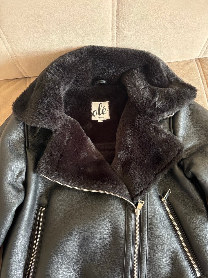 bershka muadili Kürk Detaylı Siyah Biker Deri Ceket - Görsel 5