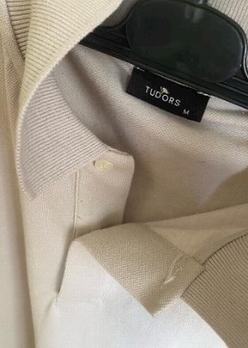 1 KEZ GİYİLDİ SIFIR TUDORS POLO YAKA TİŞÖRT M BEDEN - Görsel 2