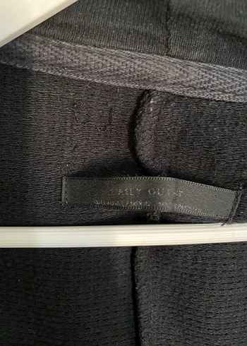 ORJ ZARA FERMUAR TAMİR EDİLMELİ - Görsel 2