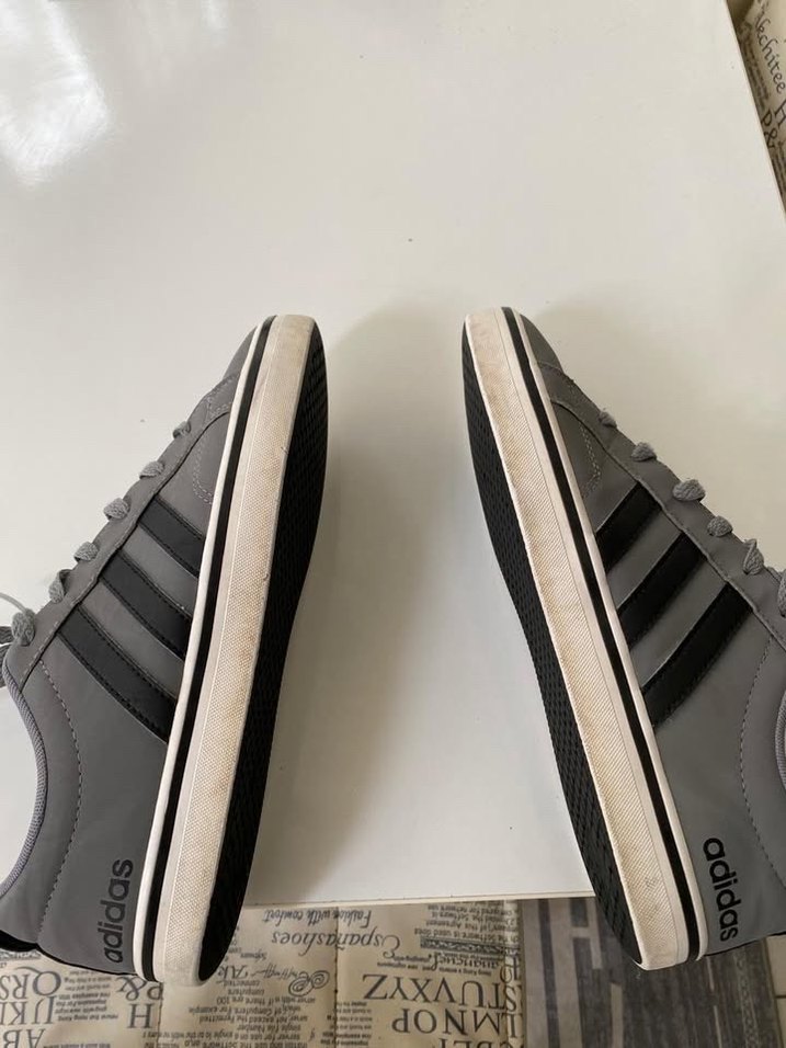 ORJINAL ADIDAS UYGUNA TEMİZ ÇOK ŞIK 42 NO - Görsel 4