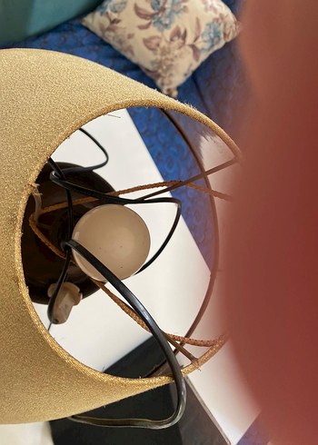 Bej Renkli Klasik Masa Lambası - Görsel 3