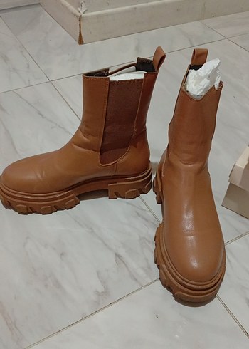 Bej Deri Platform Topuklu Kadın Bot - Görsel 3