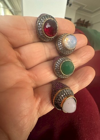 925 Ayar gümüş be deyerli taş yuzuk adedi 1500tl - Görsel 3
