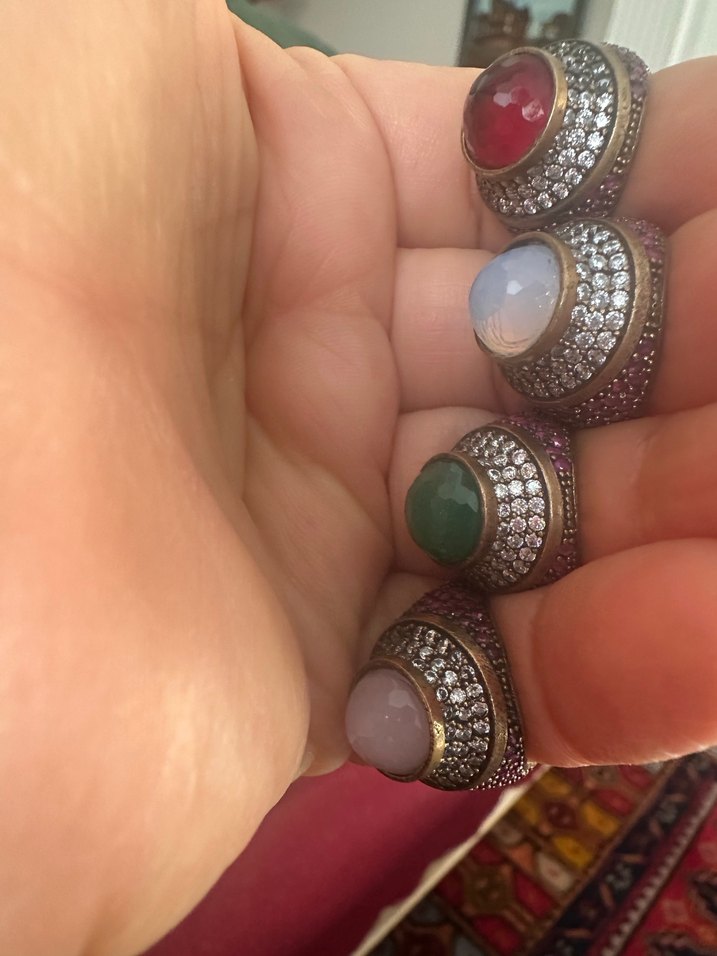 925 Ayar gümüş be deyerli taş yuzuk adedi 1500tl - Görsel 2