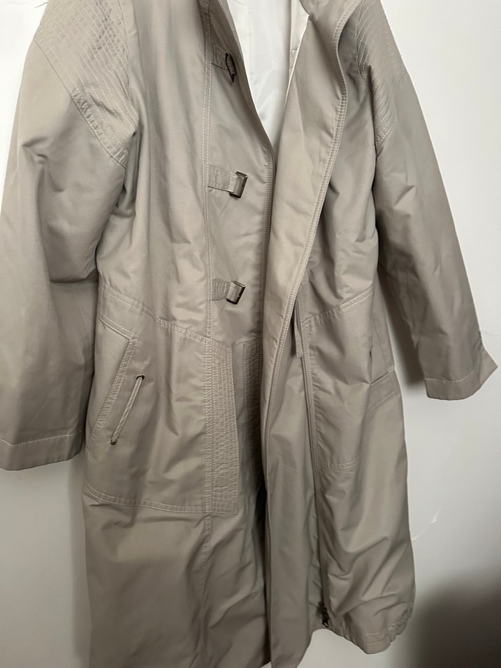 Bej Uzun Kadın Trençkot - Görsel 3