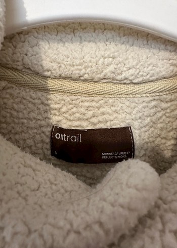 Bayan üst  bej düymeli cepli mont tarzı - Görsel 5