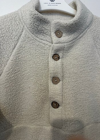 Bayan üst  bej düymeli cepli mont tarzı - Görsel 2