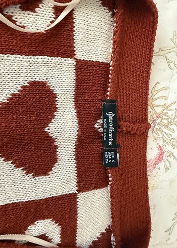 Stradivarius Bohem V Yaka Kalp Desenli Örgü Hırka
